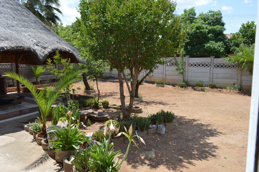 4 Bedroom Property for Sale in Collerville North West